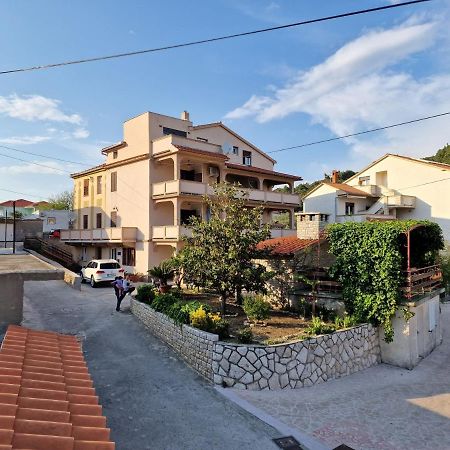 Apartments By The Sea Kampor, Rab - 5037 Buitenkant foto