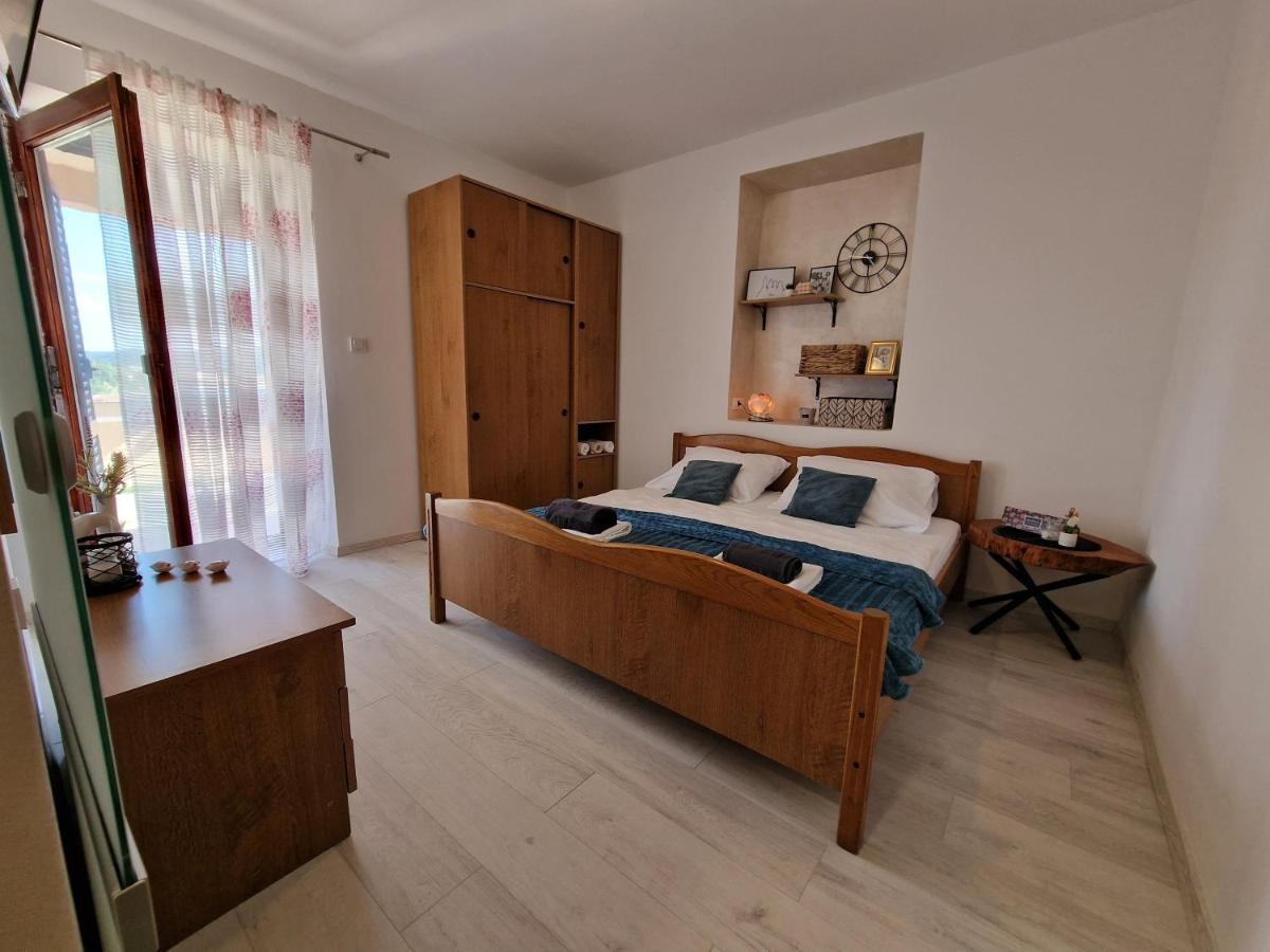 Apartments By The Sea Kampor, Rab - 5037 Buitenkant foto