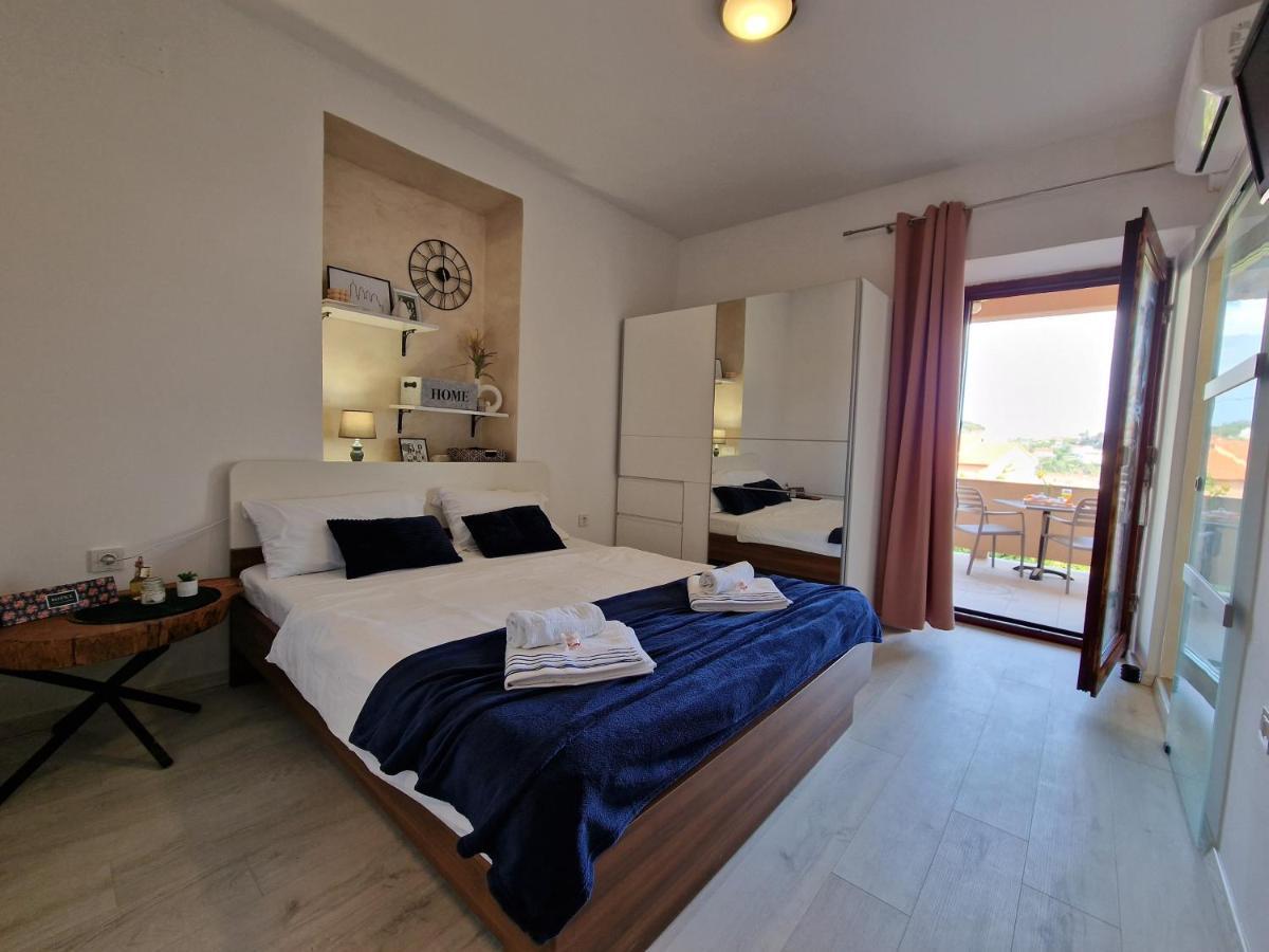 Apartments By The Sea Kampor, Rab - 5037 Buitenkant foto