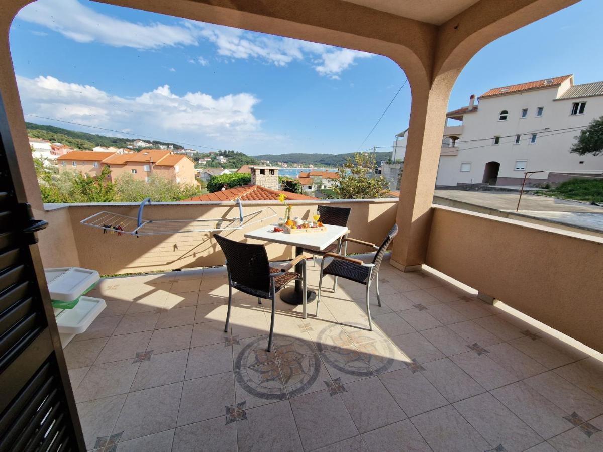 Apartments By The Sea Kampor, Rab - 5037 Buitenkant foto